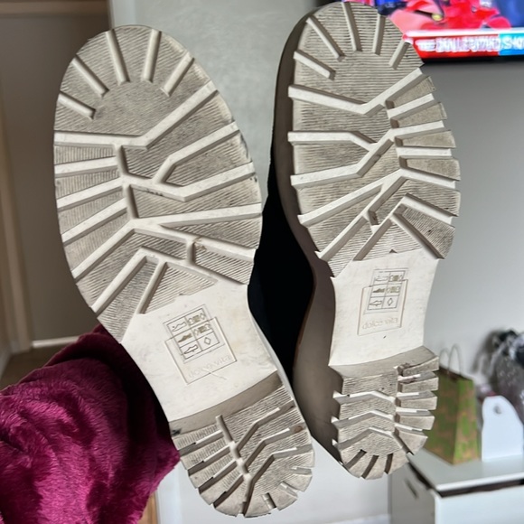 Dolce Vita suede Hayle Bootie - Picture 4 of 5